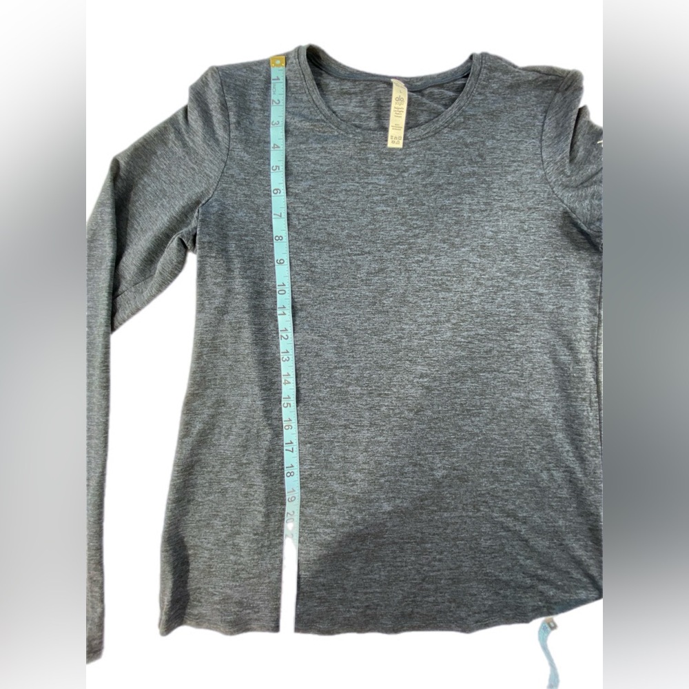 Alo Yoga Alosoft Finesse long sleeve top Rich Navy Heather Large NWOT - Picture 7 of 12